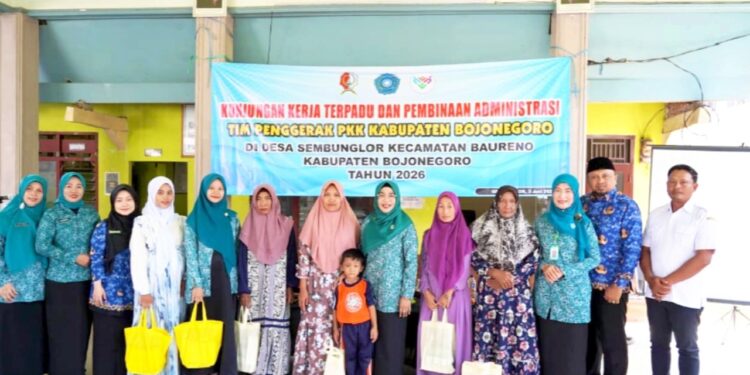 TP PKK Bojonegoro Kunker dan Pembinaan Administrasi di Sembunglor