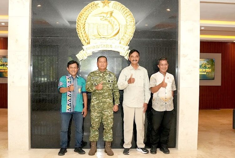 Paling Aktif di Media, Danrem 084/BJ Brigjen TNI Kohir Raih JMSI Jatim Award 2026