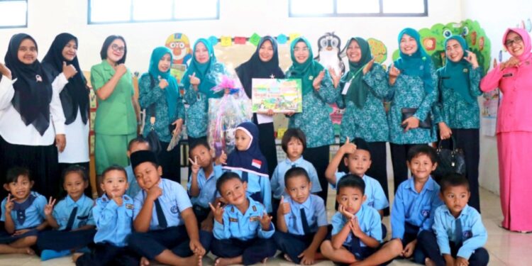 Ketua TP PKK Bojonegoro Kunker di Sudah, Optimalkan Program Pemberdayaan