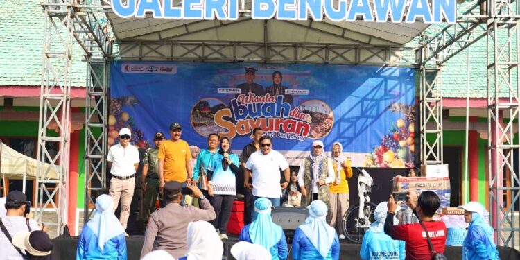 Wabup Buka Festival Wisata Buah dan Sayuran di Galeri Bengawan Bojonegoro