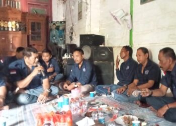 PJI Bojonegoro Lanjutkan Program Bantuan Pemasangan Listrik untuk Warga Kurang Mampu