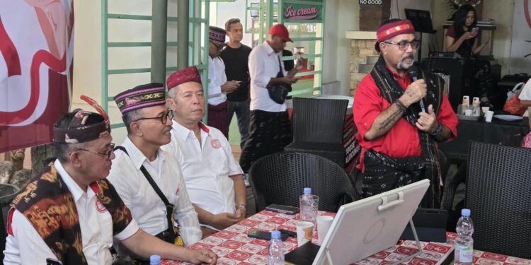 Sensilaus Dore Terpilih Jadi Ketua Flobamora Bali 2026-2029