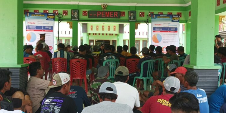 Diduga Pungli dan Bolos Kerja, Warga Bayemgede Kepohbaru Bojonegoro Tuntut Sekdes Dicopot
