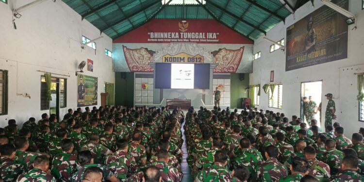 Kodim 0812 Lamongan Sosialisasikan Rekrutmen Bintara dan Tamtama TNI AD ke Ratusan Babinsa