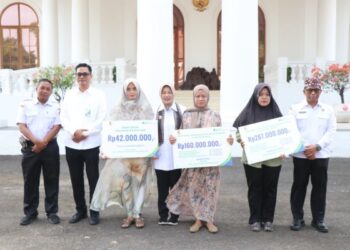 Pemkab Bojonegoro Jamin Pekerja Rentan Lewat BPJS Ketenagakerjaan, Ahli Waris Linmas: Sangat Bermanfaat
