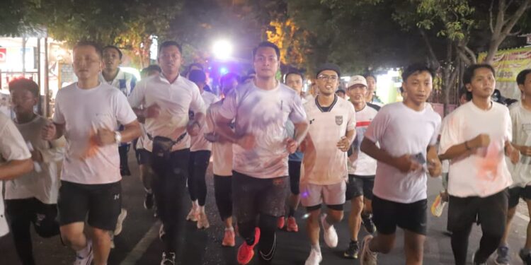 Spektakuler! 9.000 Pelari Padati SeduluRUN Bareng Mas Lindra di Tuban