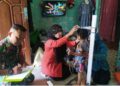 Cegah Stunting Sejak Dini, Babinsa 0812/23 Solokuro dan Bidan Desa Sambangi Balita di Takerharjo